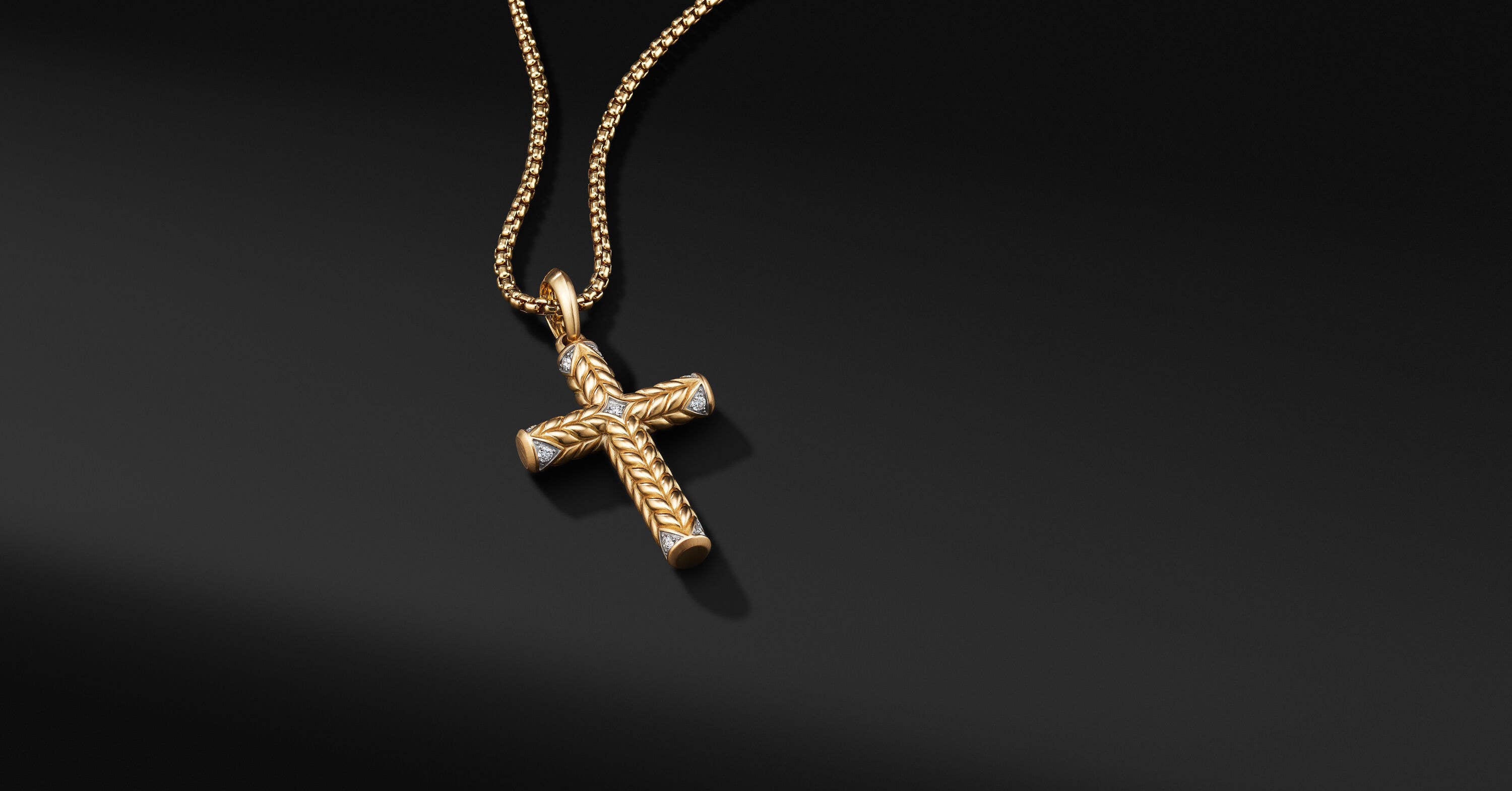 David Yurman Chevron Sculpted Cross Pendant In 18k Yellow Gold With