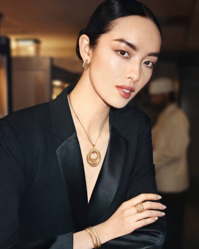 Fei Fei Sun wearing David Yurman Crossover jewelry.