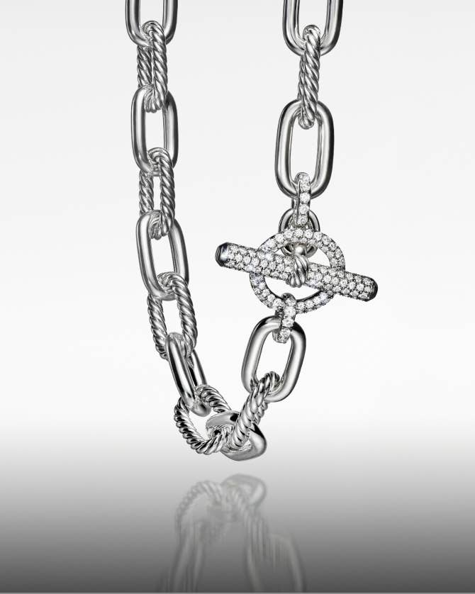 Une chaîne David Yurman Madison ornée de diamants.