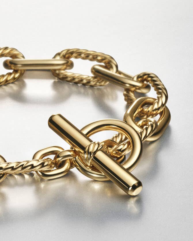 A David Yurman Madison chain in gold.